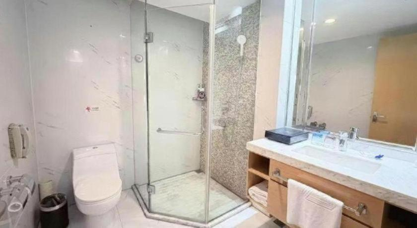 Bathroom 4, Grand Skylight Hotel KaiMei, Nanchang