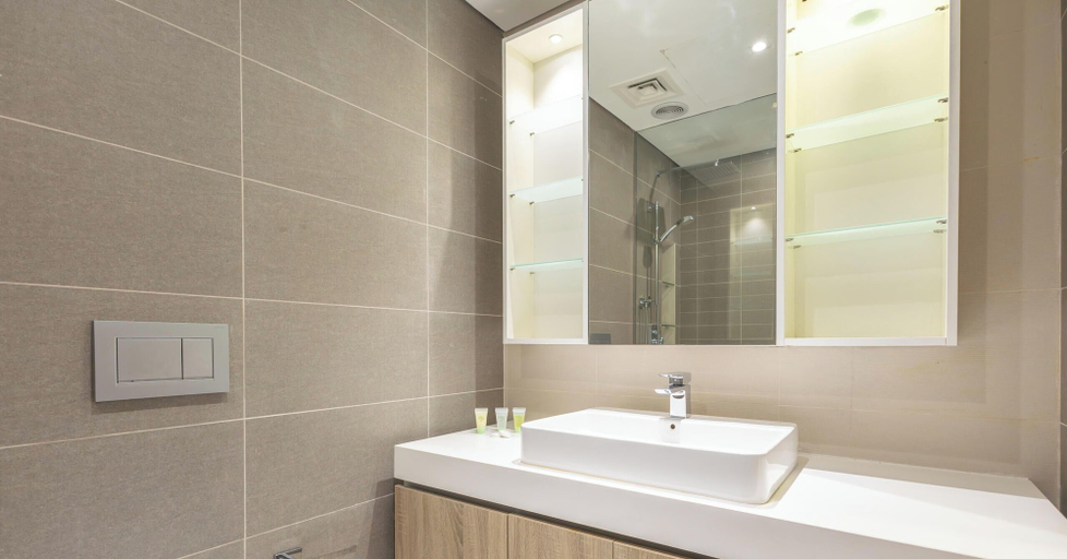 Bathroom 4, LUX Contemporary Suite Marina View 5, Dubai