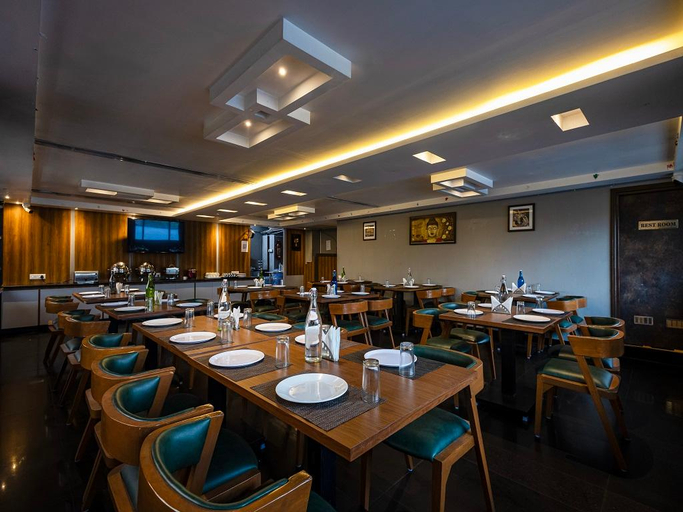 Food & Drinks 5, Hotel Tamizh Park, Puducherry