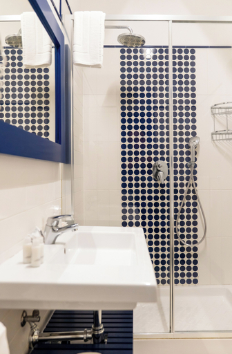 Bathroom 4, Hotel Baia di Puolo, Napoli