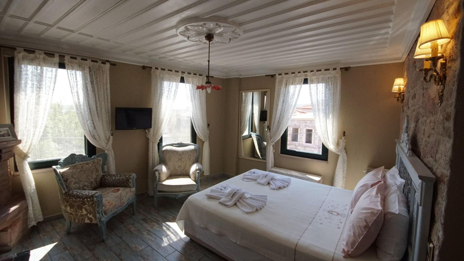 Bedroom 4, Fikret Bey Konagi, Ayvalık