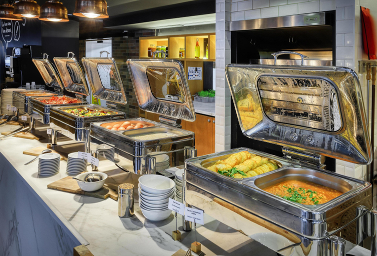 Food & Drinks 5, Park Inn by Radisson Danube Bratislava, Bratislava