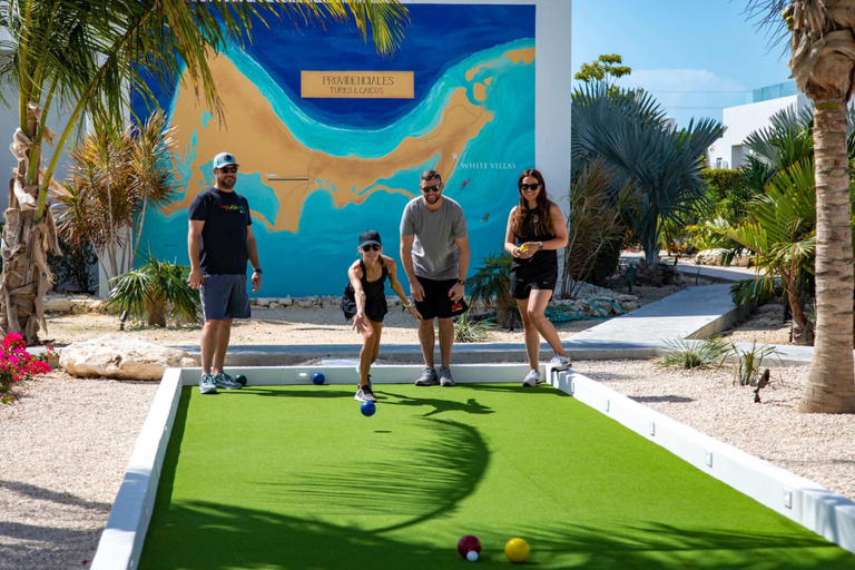 Sports facility, Perfect for 1 Couple - Pool & Beach Access