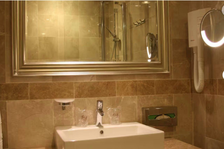 Bathroom 4, Hotel El Aurassi, Bouzareah
