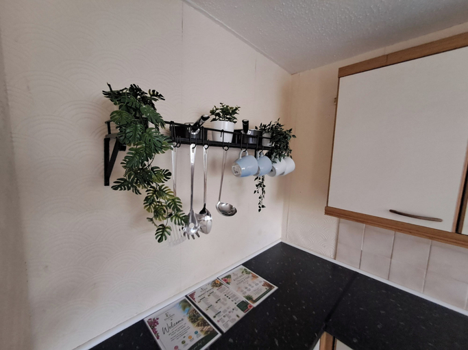 Interior 2, Apartment Sleeps 5 With Parking, Nottingham
