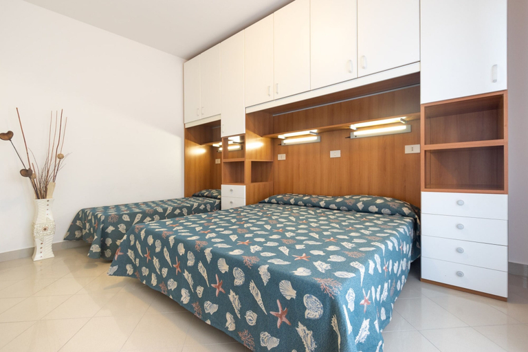 Room 5, Sunny Apartment Near the Beach, Udine