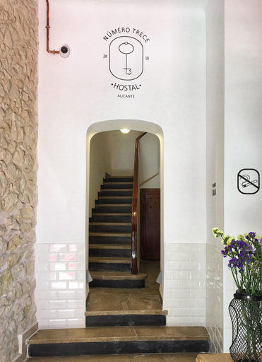 Public Area, Hostal Número Trece - Adults Only, Alicante