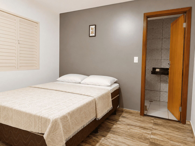 Bedroom 2, Vista do Lago - Casa para 16 pessoas com 5 quartos, Capitólio