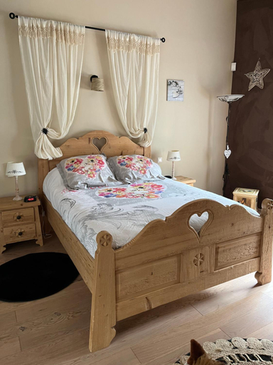 Others 5, Agreables chambres au calme, Gard
