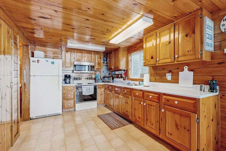 Private kitchen 4, Peaceful Lakefront Escape With Outdoor Dining, Beach Access, Deck & Firepit, Hancock