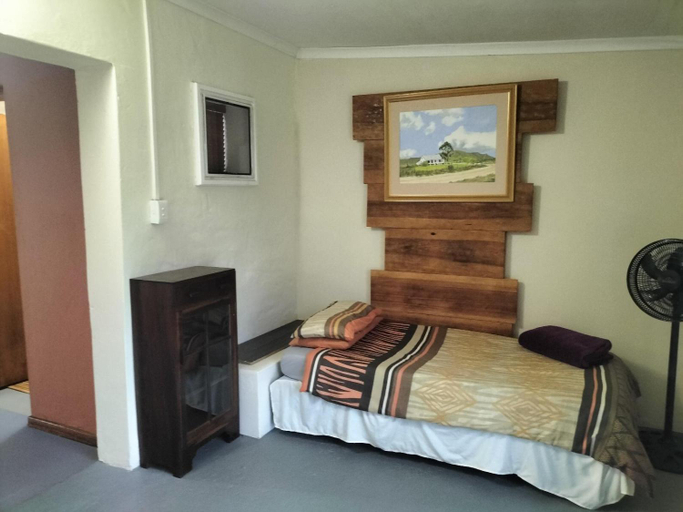Bedroom, Cango's Rest, Eden