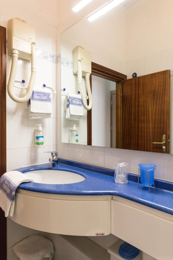 Bathroom 4, Hotel Cavour, Forli' - Cesena