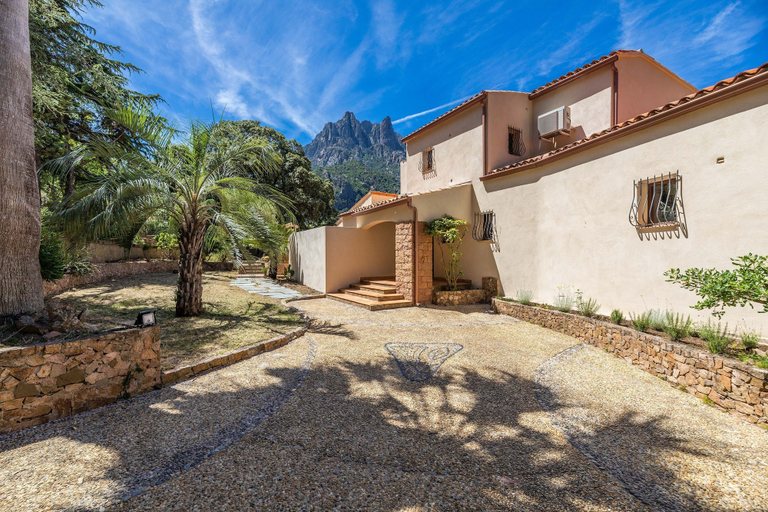 Room 1, Villa Excelsior in Porto Ota, Corse-du-Sud