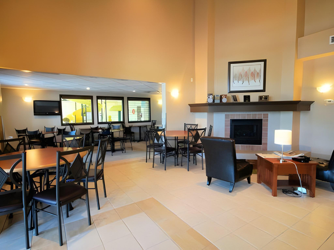 Food & Drinks 5, Super 8 by Wyndham Sainte Agathe Des Monts, Les Laurentides