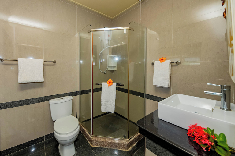 Bathroom, Villas des Alizes