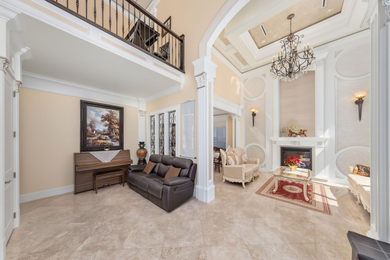 Living area 5, Grace Sweet Homes, Greater Vancouver