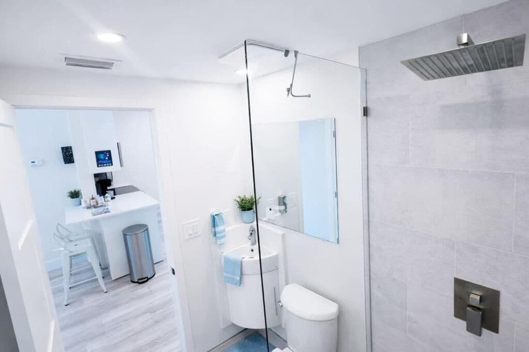 Bathroom 3, Wavecrest Retreat On Strip, Volusia