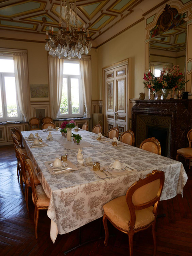 Others 5, Chateau "Le Castel des Anges", Pas-de-Calais