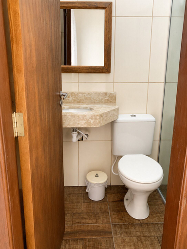 Bathroom, Charme e Aconchego - Casa para 10 pessoas com 3 quartos, Capitólio