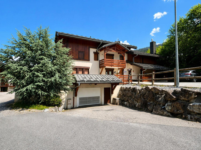 Exterior & Views 1, Les Chalets Des Evettes, Savoie
