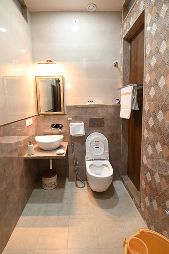 Bathroom 5, Hadendra Residences - A Boutique Homestay in Jaipur, Jaipur