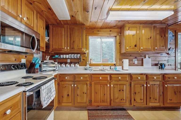 Private kitchen 3, Peaceful Lakefront Escape With Outdoor Dining, Beach Access, Deck & Firepit, Hancock
