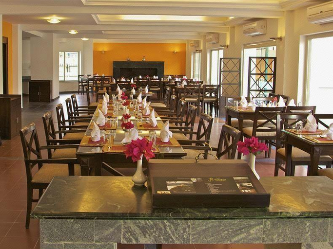 Food & Drinks 5, Waterfront Resort by KGH Group, Gandaki