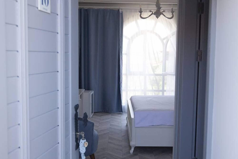 Bedroom 4, Efruze Otel, Ayvalık
