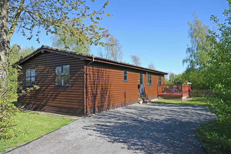 Room 5, Kendo Lodge - York in Sutton Upon Derwent, East Riding of Yorkshire