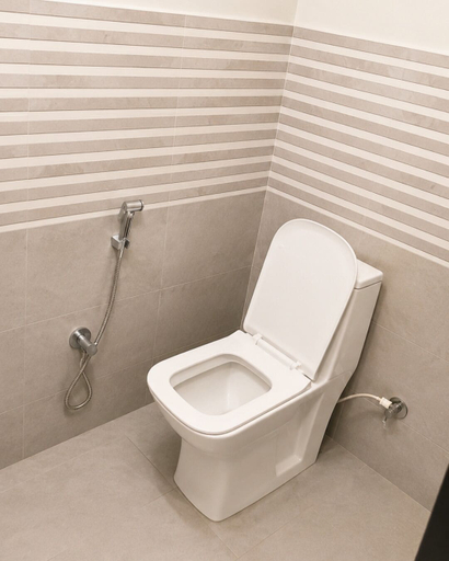Bathroom 4, Kashika Inn and Comfort Stays, Varanasi