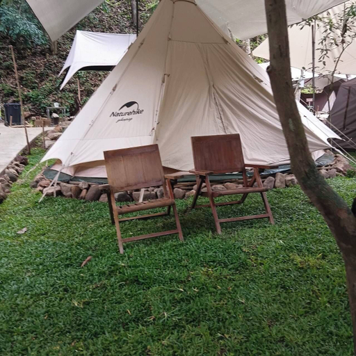 Property grounds 3, Kampong Kampground, K. Mae On