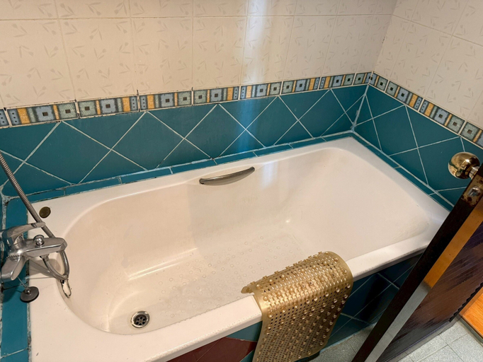 Bathroom 4, Punjadara Hotel, Muang Nakhon Ratchasima