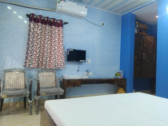 Bedroom 5, Vamoose Rajdhani, Raigarh