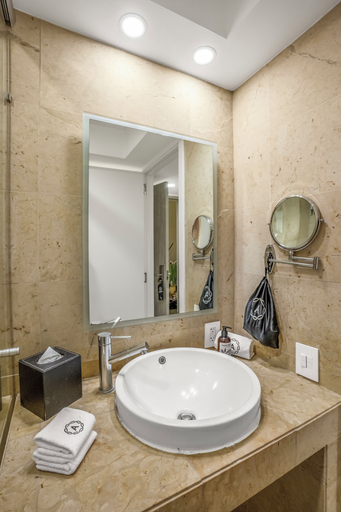Bathroom 5, Armonik Suites, Mexico City