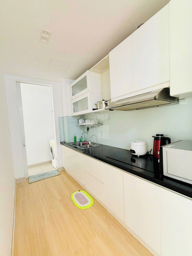 Private kitchen, 2-Bedroom apartment near the airport, Tân Bình