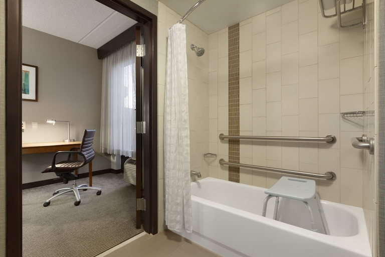 Bathroom, BNA Suites, Davidson