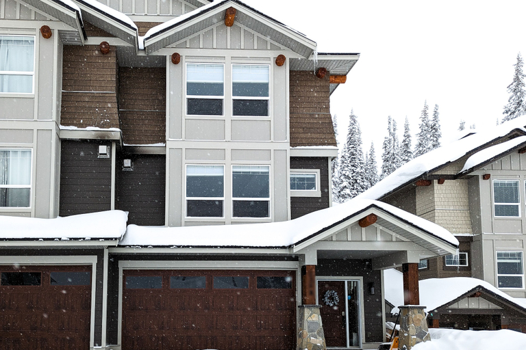 Exterior, SS Monashee by Okanagan Premier, Kootenay Boundary