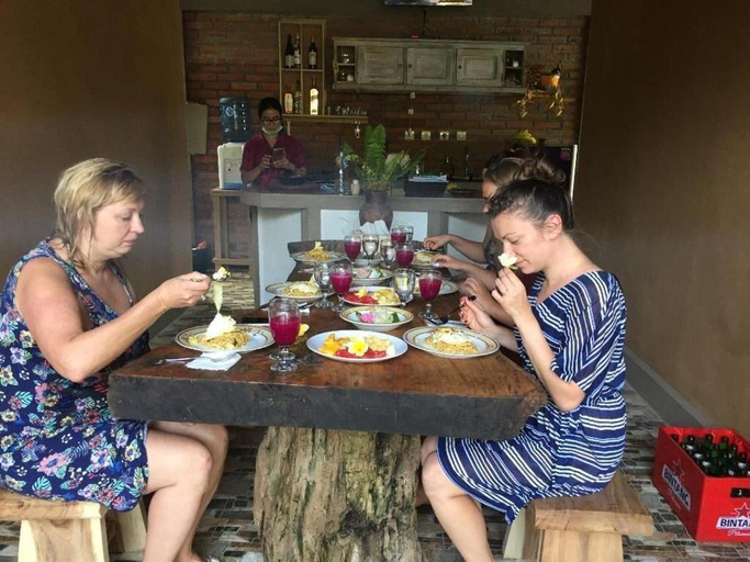 Food & Drinks 5, Pranajaya Villa, Buleleng