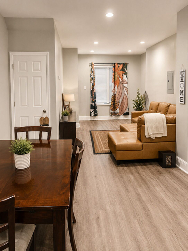 Living area 5, Diamond Horizon Suite, Philadelphia