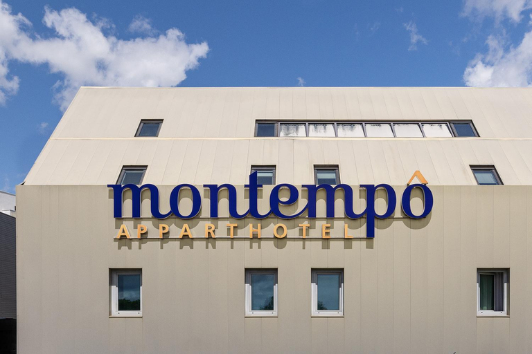 Exterior & Views 1, Montempo Apparthotel Paris-Velizy, Yvelines