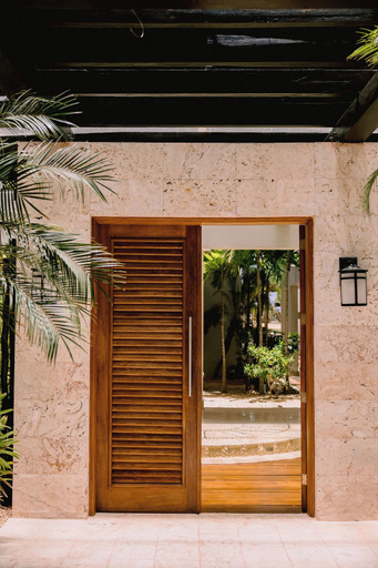 Exterior detail 2, Luxe 5BR Villa with Pool CAYUCO38, San Rafael del Yuma
