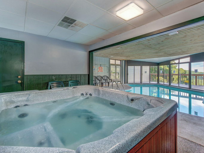 Sport & Beauty 4, Bear Cub Retreat by Jackson Mountain Rentals, Sevier