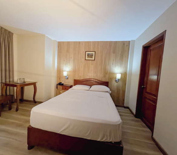 Bedroom 3, Asturias Inn, Lima