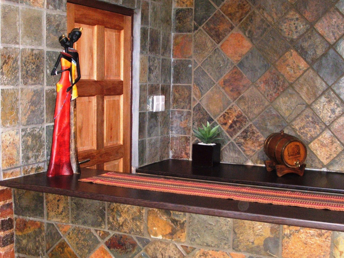 Lobby 2, 24 On Vrey Boutique Hotel, Ekurhuleni