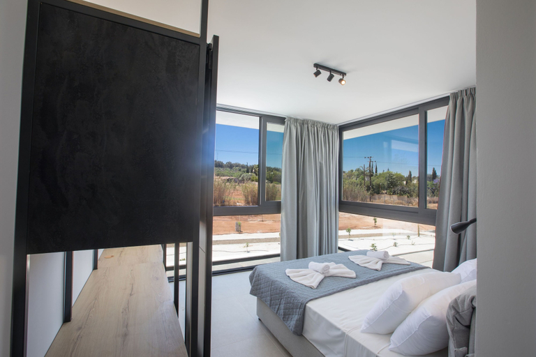 Others 4, Protaras Elite Pearl Villa Ep16
