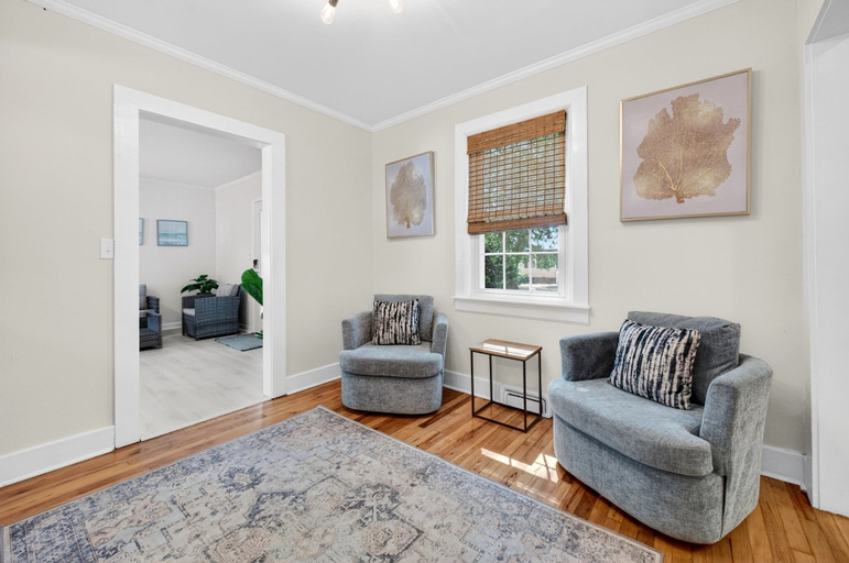Interior 4, Charming Coastal Retreat 3 Bedroom Home, Georgetown