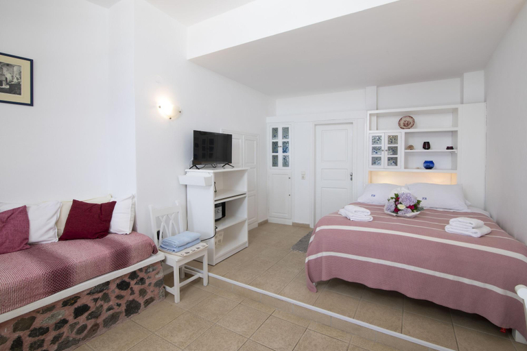 Bedroom 2, Santorini Folia Bianca, South Aegean