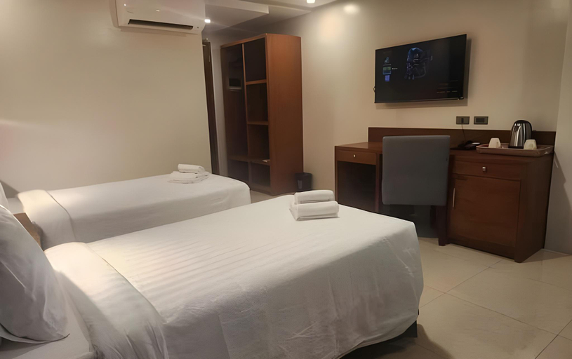 Bedroom 3, HOTEL HERENCIA 625 , Daraga
