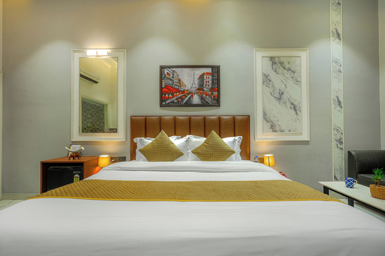 Room 2, THE LEAF HOTEL, Ludhiana