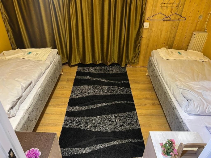 Room 3, Baku express Hostel, Baku